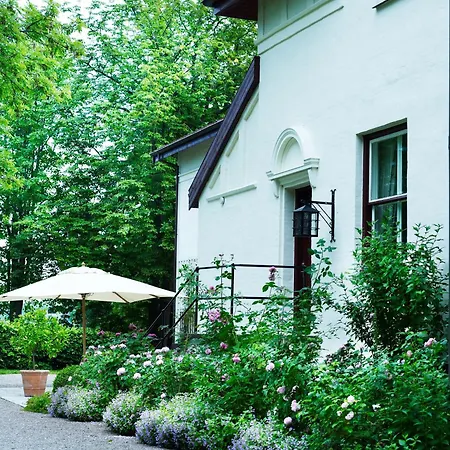 Frederiksminde מלון Præstø