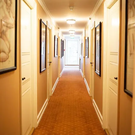 Frederiksminde 4*